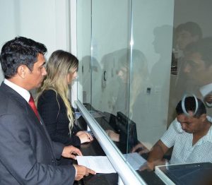 deputado Wellington do Curso (PPS),  deu entrada na manhã desta segunda-feira (30), no Fórum Desembargador Sarney Costa, em uma Ação Popular