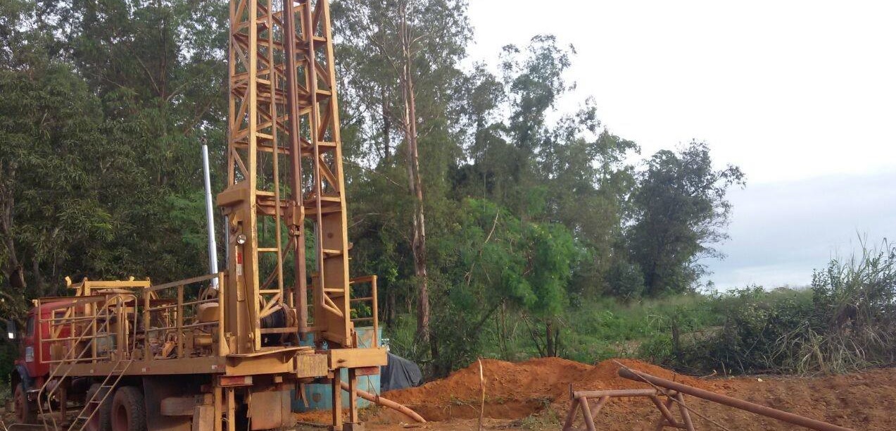 Perfuração de poço e rede de distribuição de água, irá beneficiar  Bom Jesus das Selvas