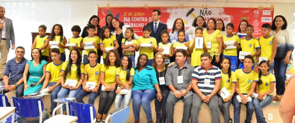 16383_premiacao_mpt_escola_091215_foto_fabriciocunha_28