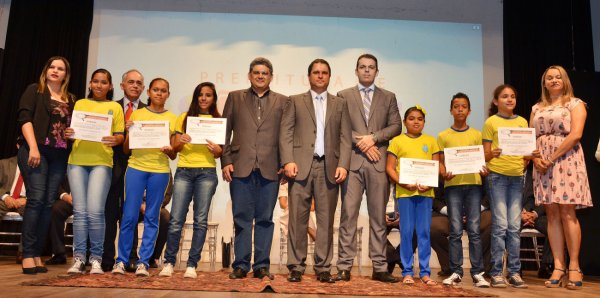 16383_primeiro_concurso_redacao_desenho_cgm_111215_foto_fabriciocunha_103